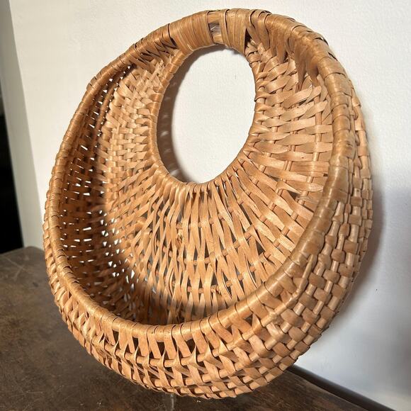 Vintage Wall Pocket Basket | Hanging Round Woven Basket | Wicker Wall Basket - Picture 2 of 4